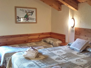 Three-bedroom standard room