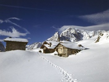 Mont-Blanc winter